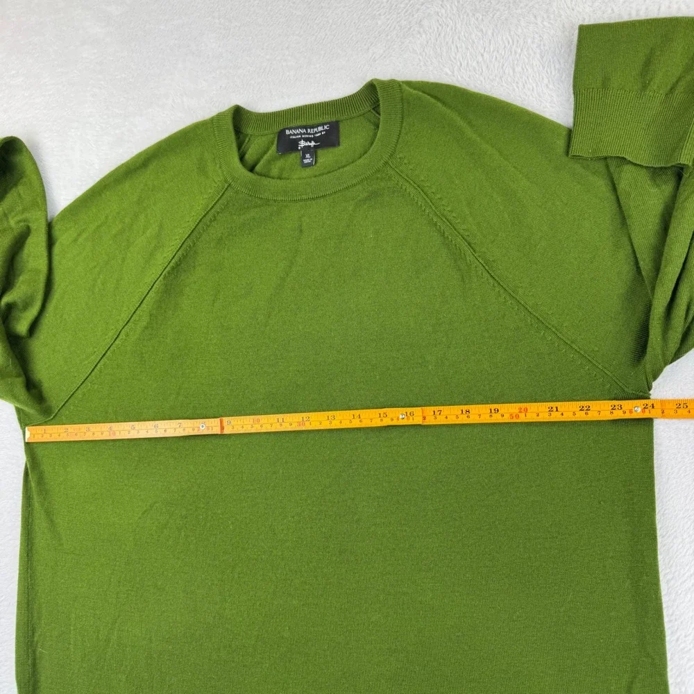 Banana Republic Sweater Mens XL Green Italian Merino Wool Crew Neck Raglan